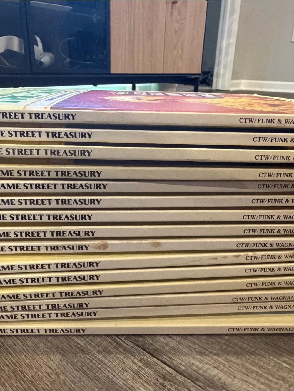 The Sesame Street Treasury Collection - Assorted Yellow Covers